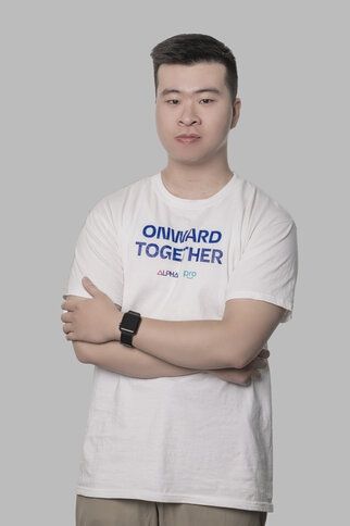 Con người tại Onward Together